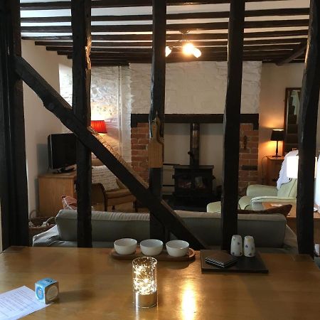 200 Year Old Gardener'S Cottage, Mid Wales Llanidloes Eksteriør billede